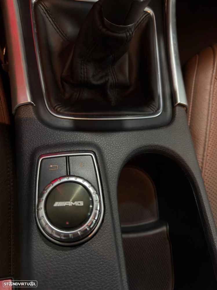 Mercedes-Benz A 180 CDI (BlueEFFICIENCY) AMG Sport - 25