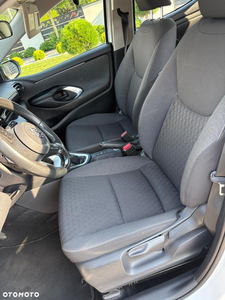 Toyota Yaris 1.5 Comfort - 15