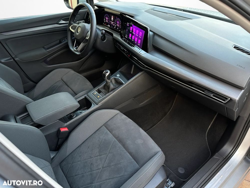Volkswagen Golf 1.5 TSI ACT Style - 8