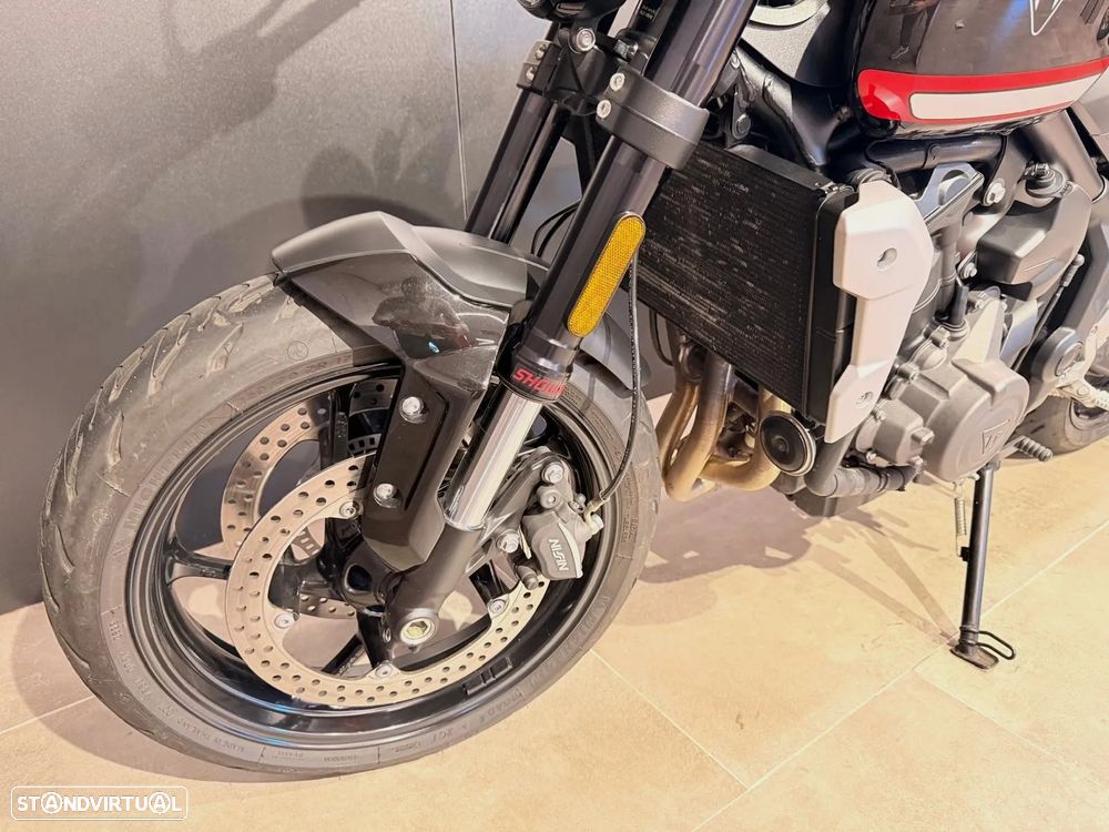 Triumph Trident - 6