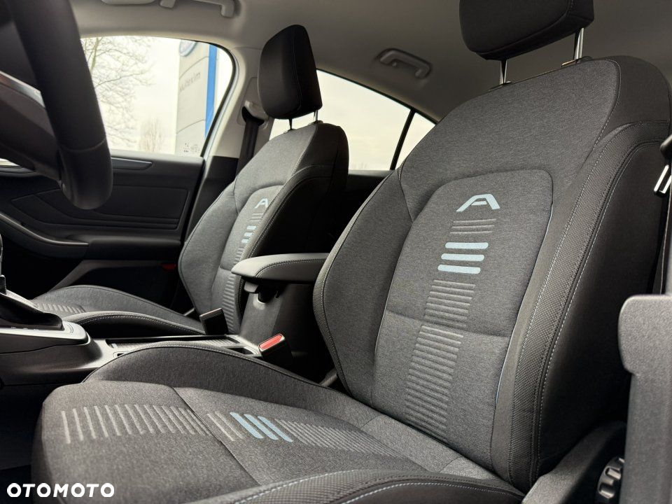 Ford Focus - 11
