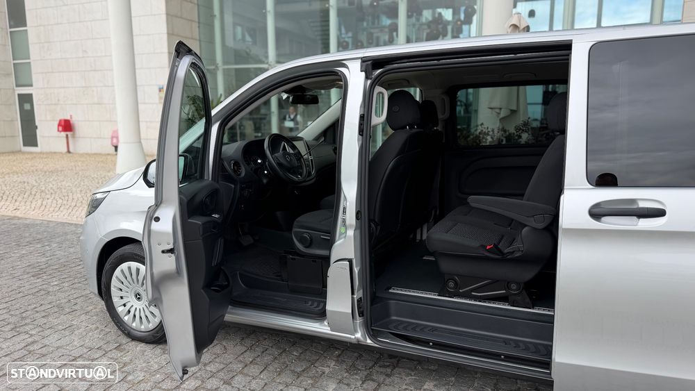 Mercedes-Benz Vito Tourer Longa Aut. SELECT - 16