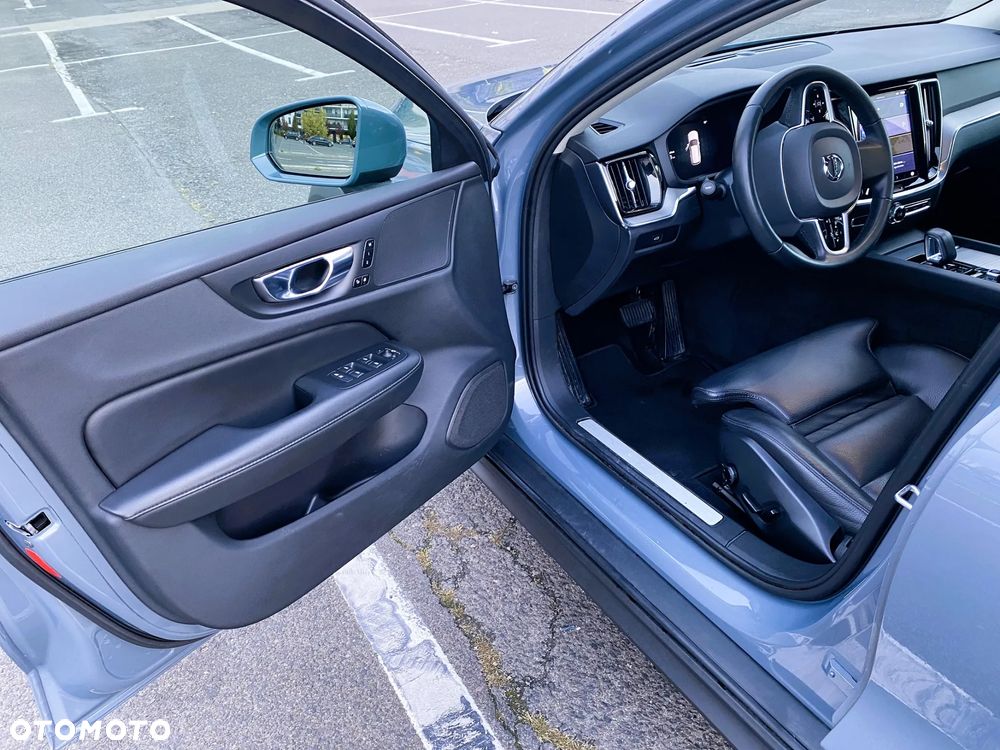 Volvo V60 Cross Country Plus B4 D AWD - 9