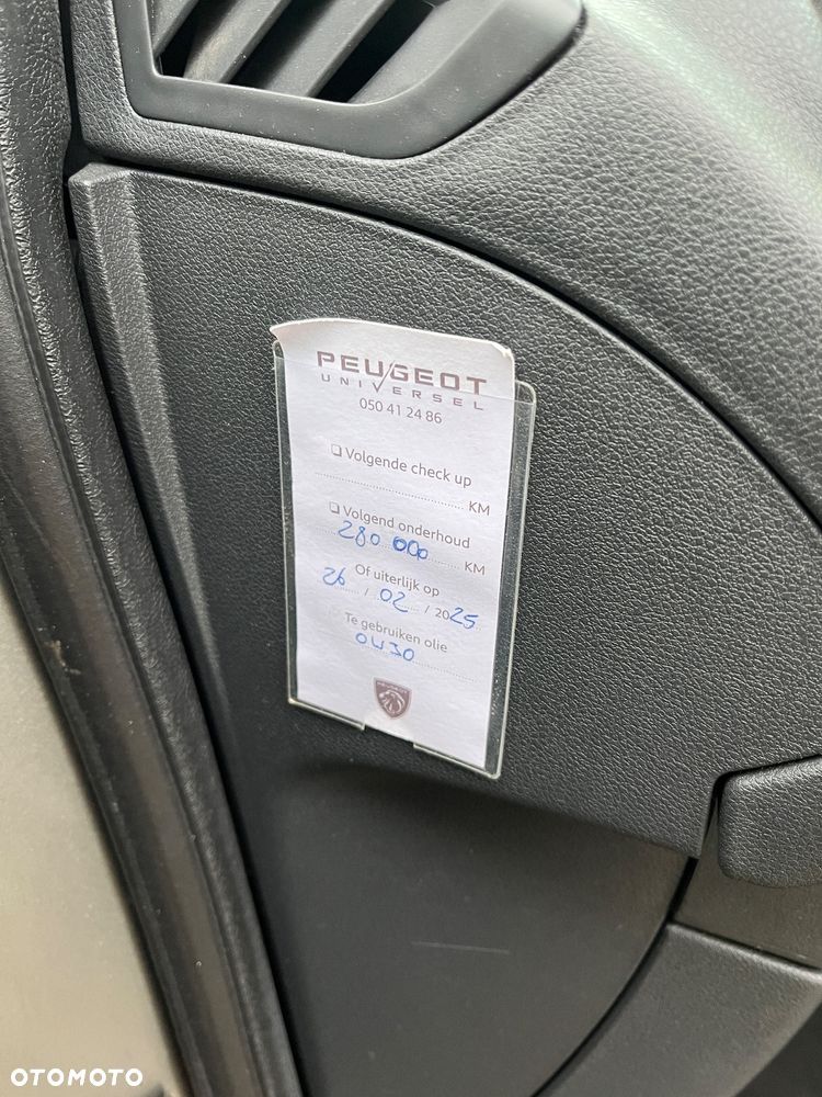 Peugeot 5008 2.0 HDi Active - 17