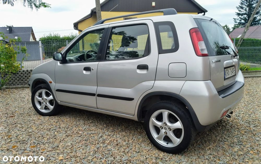 Suzuki Ignis - 4