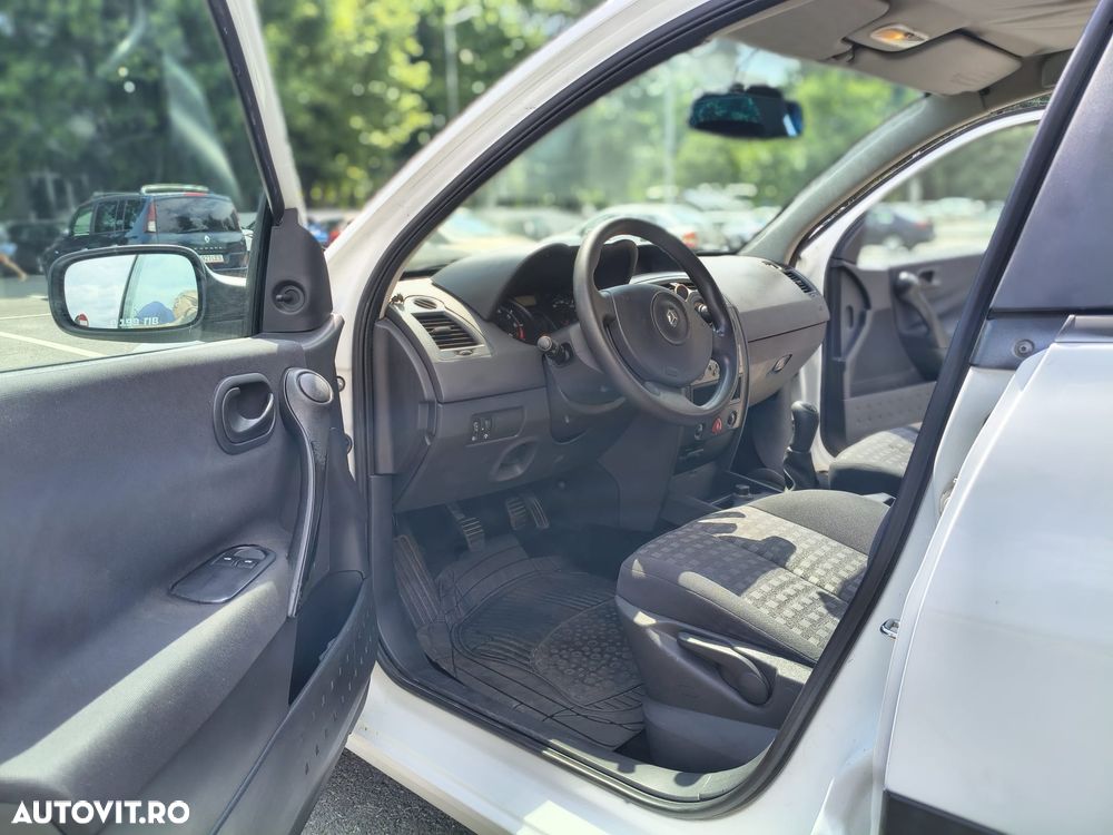 Renault Megane II 1.4 Influence - 7