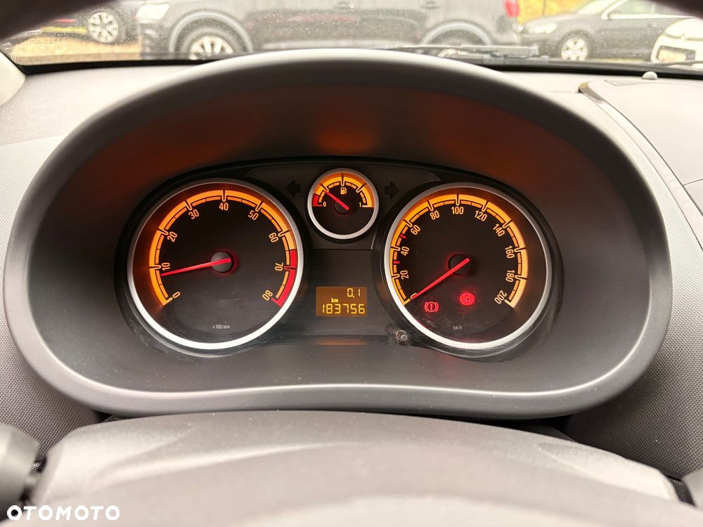 Opel Corsa 1.4 16V Limited Edition - 18