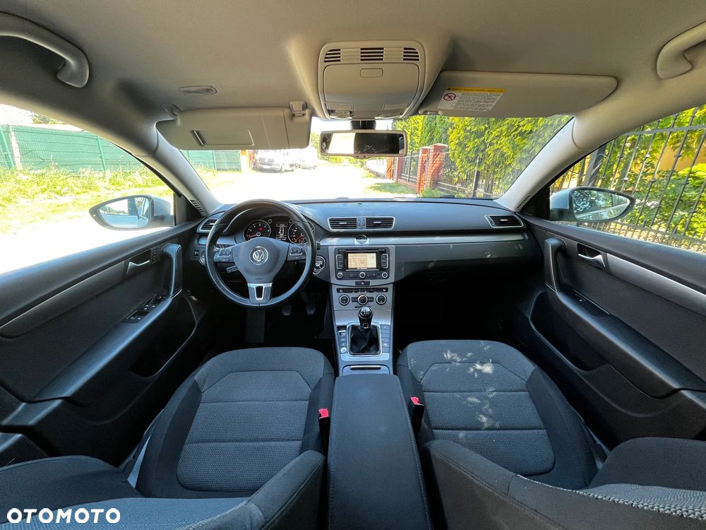 Volkswagen Passat 1.4 TSI BMT Comfortline - 15