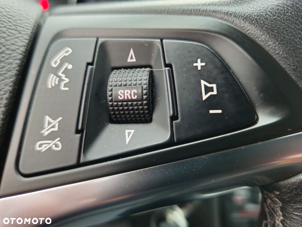 Opel Meriva ver-1-4-design-edition - 13