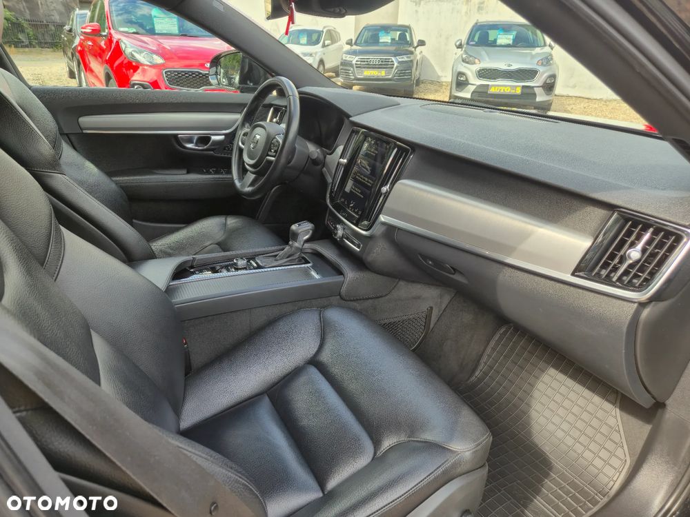 Volvo S90 D4 SCR Momentum - 18