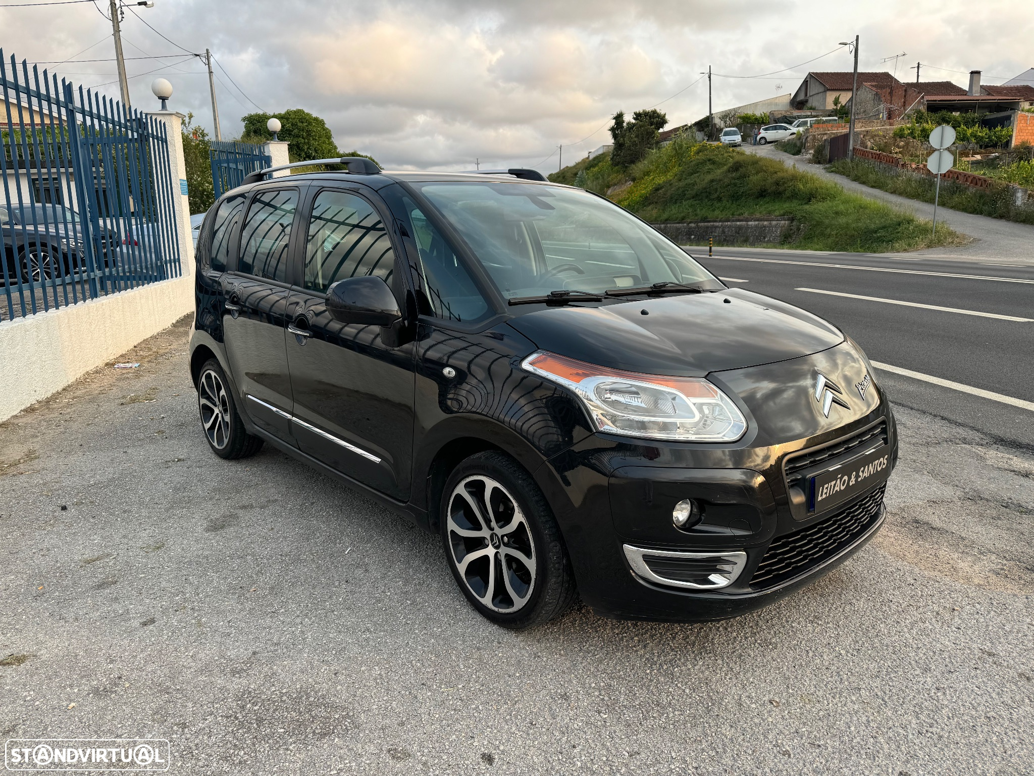 Citroën C3 Picasso 1.6 HDi Exclusive Airdream - 3
