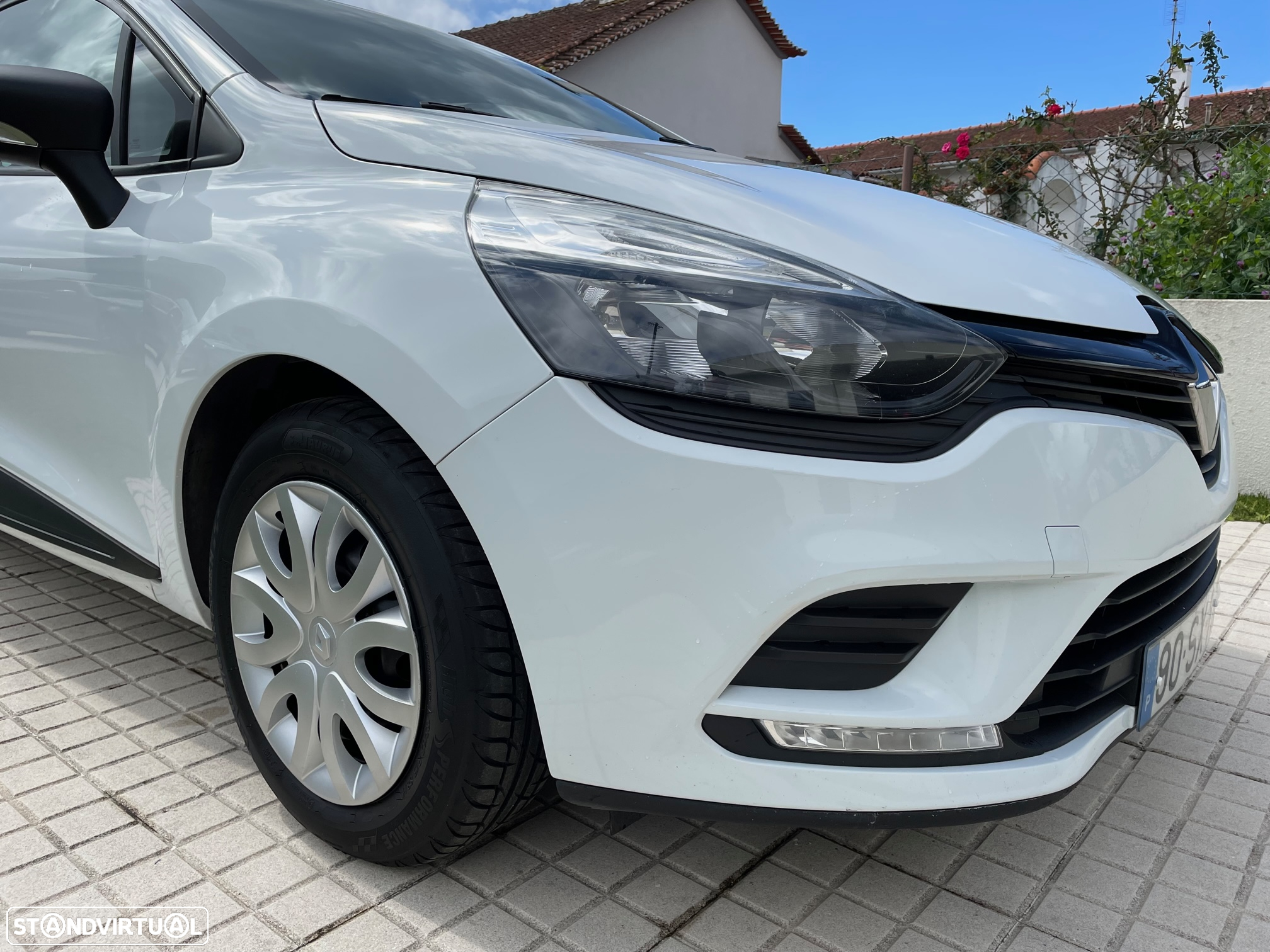 Renault Clio 1.5 DCI - 9