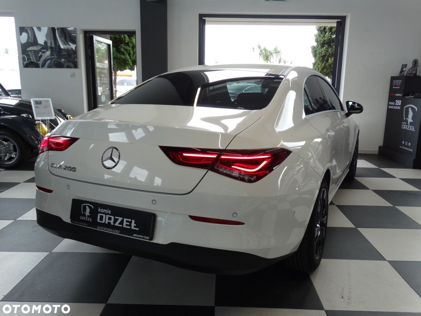 Mercedes-Benz CLA - 8