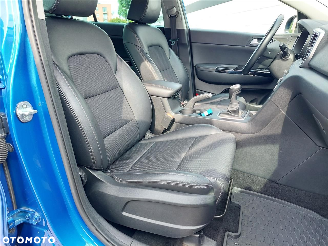 Kia Sportage 1.6 CRDI Black Edition 2WD - 8