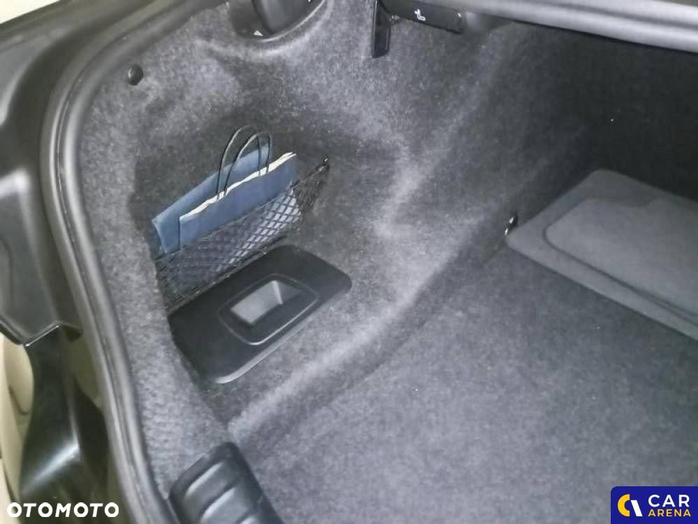 BMW Seria 5 530i xDrive - 33