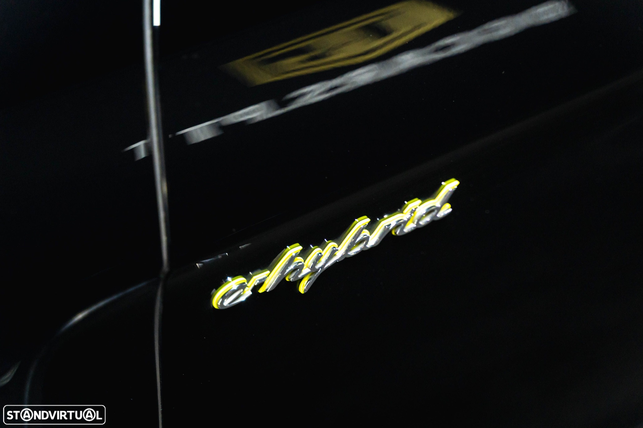 Porsche Panamera Sport Turismo 4 E-Hybrid 10 Years Edition - 24