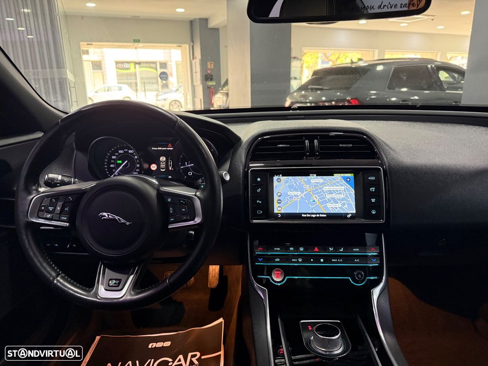 Jaguar XE 20d Aut. R-Sport - 17