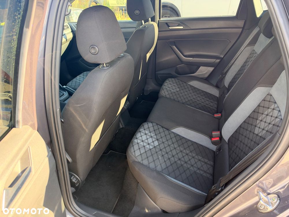Volkswagen Polo - 11