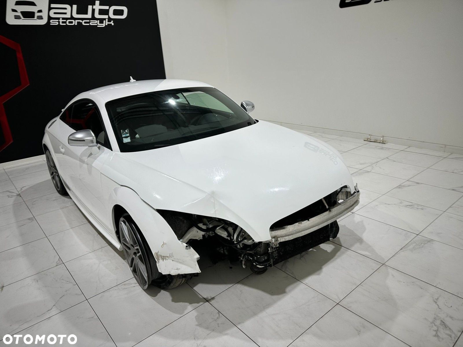 Audi TT S Coupé - 14