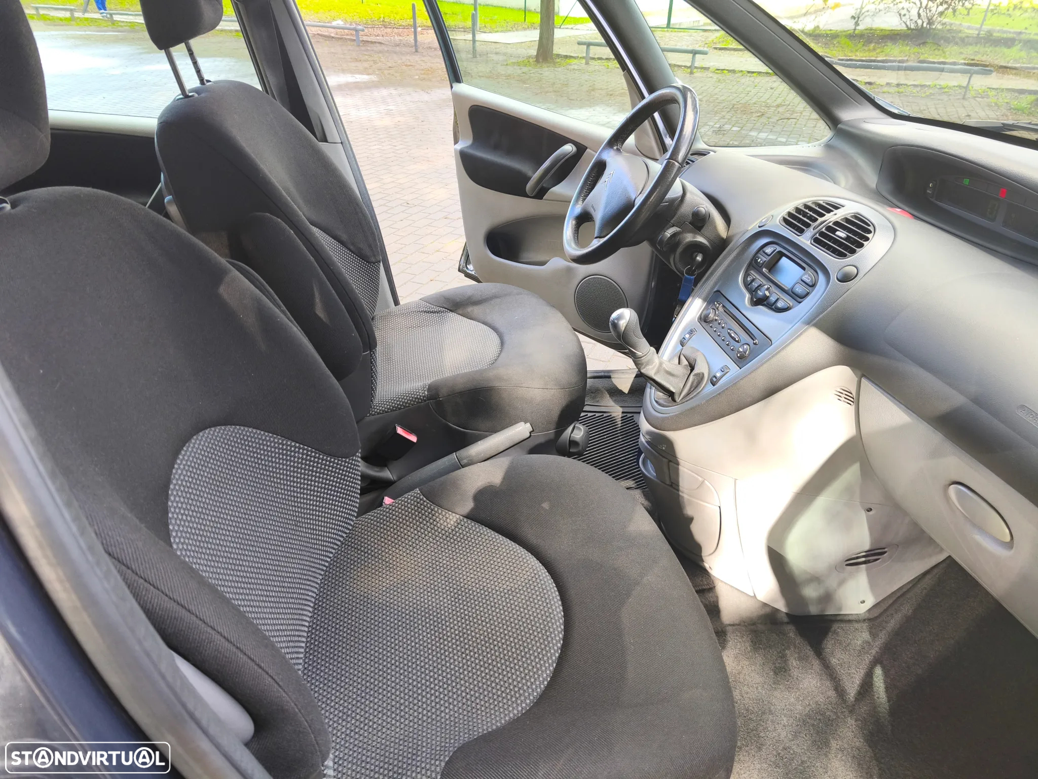 Citroën Xsara Picasso 1.6 HDi SX - 12