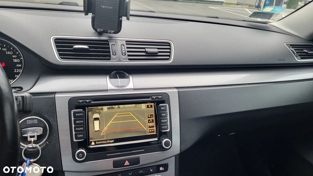 Volkswagen Passat 2.0 TDI Highline R-Style DSG - 19