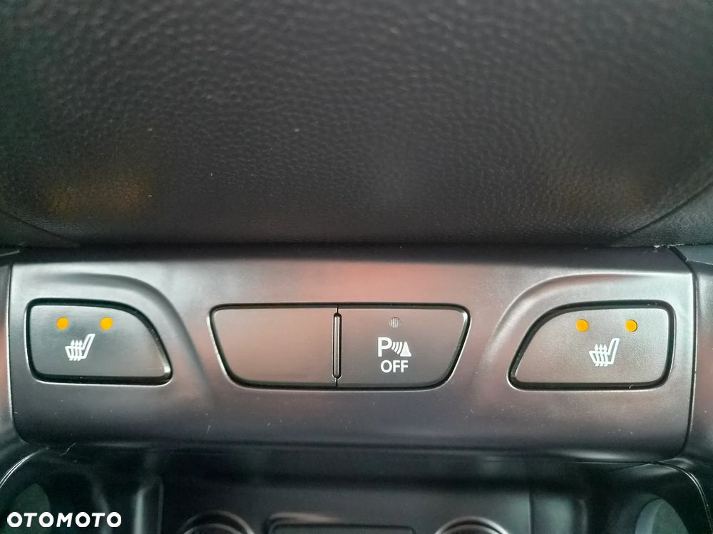 Hyundai ix35 1.6 GDI Premium 2WD - 17