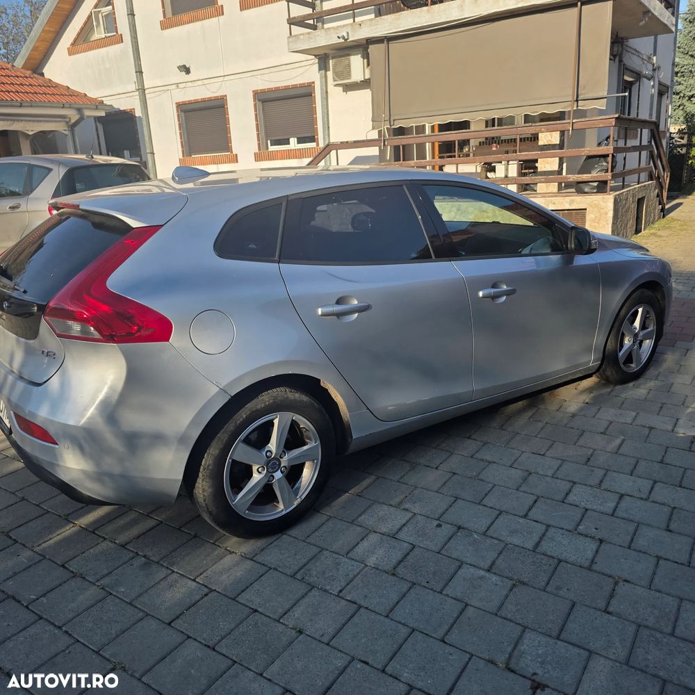 Volvo V40 D2 Powershift - 4