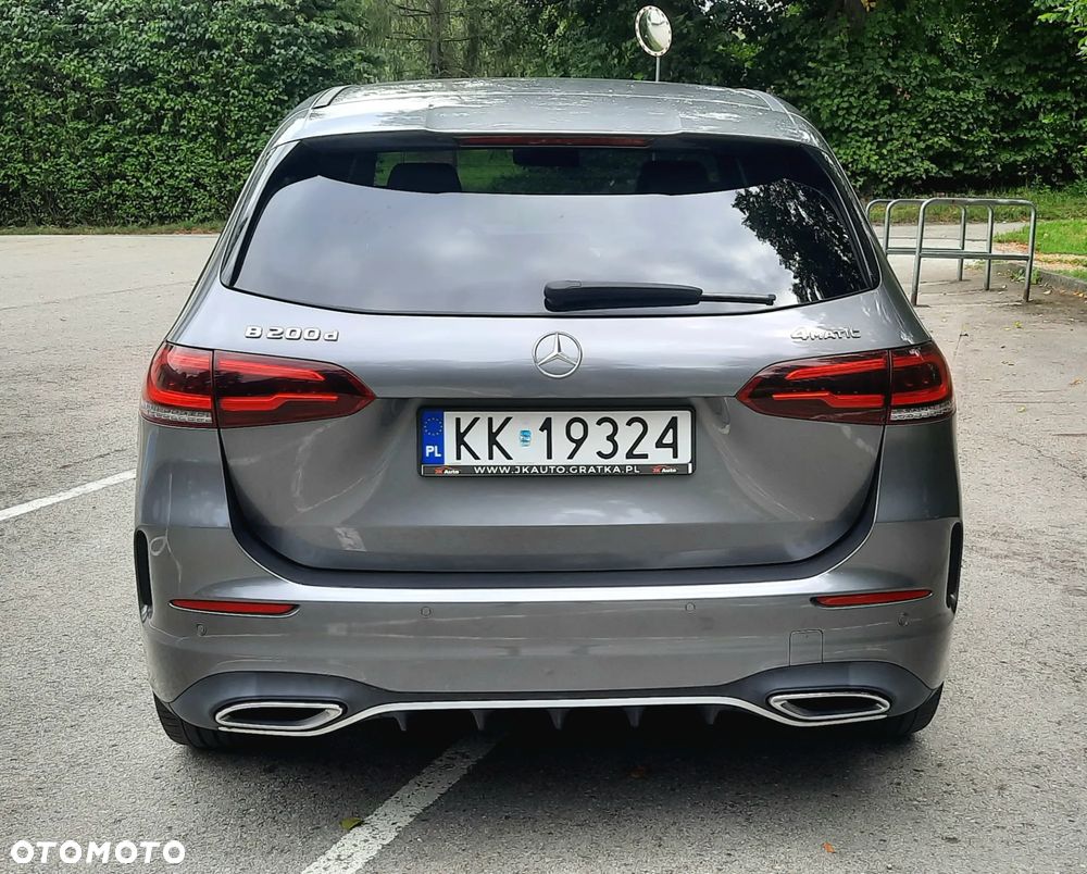 Mercedes-Benz Klasa B 200 d 4-Matic AMG Line 8G-DCT - 8