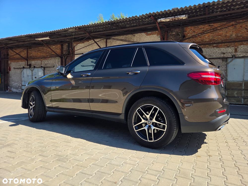 Mercedes-Benz GLC 300 4-Matic - 15