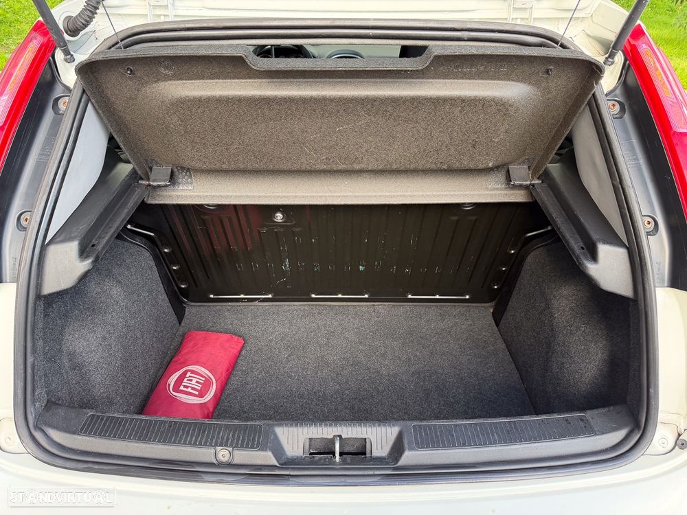 Fiat Punto 1.3 M-Jet Easy S&S - 21