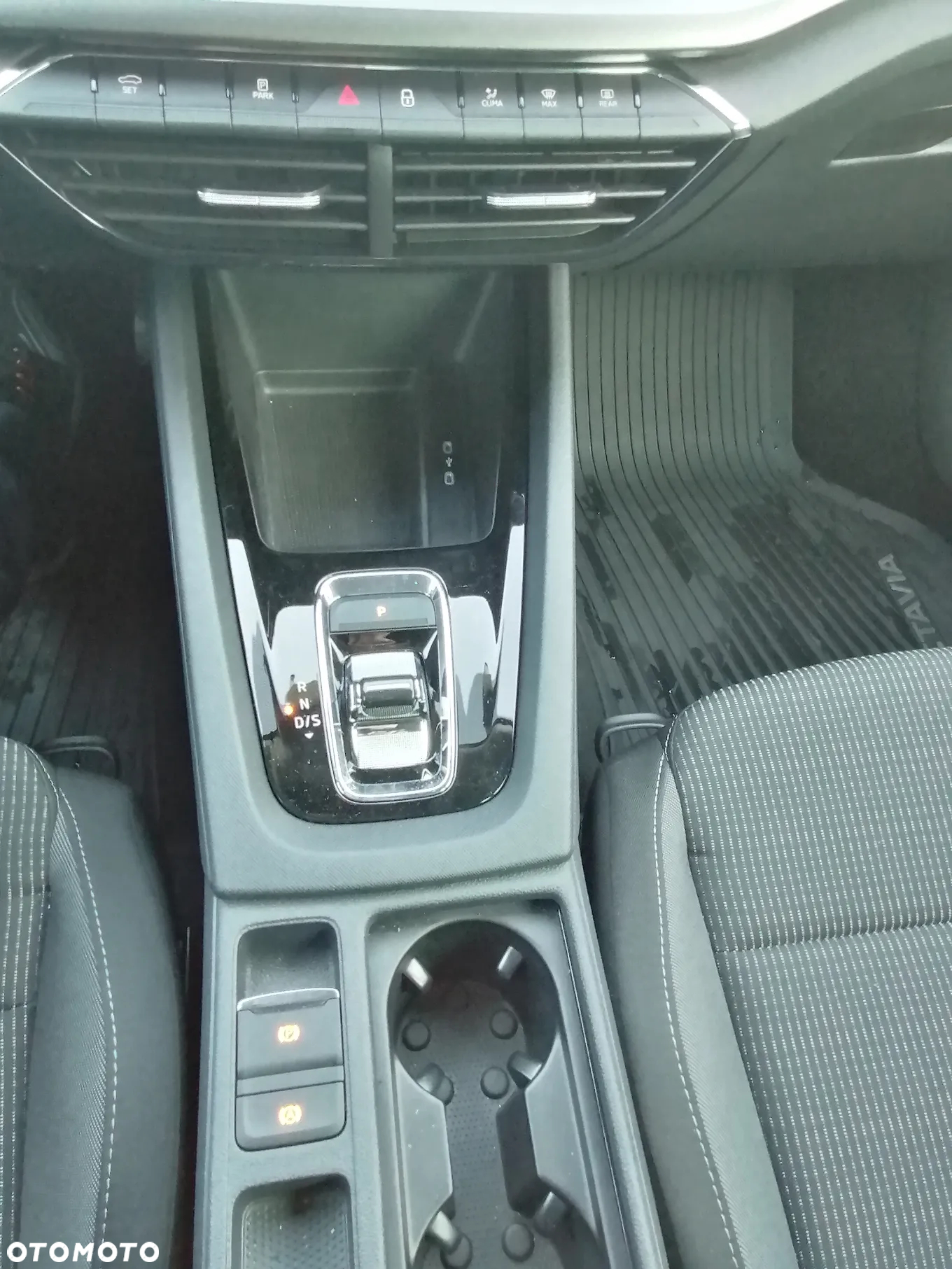 Skoda Octavia 2.0 TDI Ambition DSG - 16