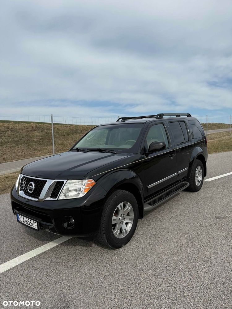 Nissan Pathfinder - 6