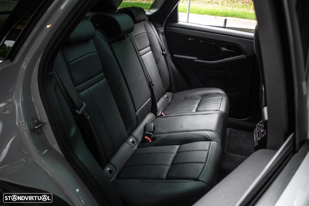 Land Rover Range Rover Evoque P300e S - 28