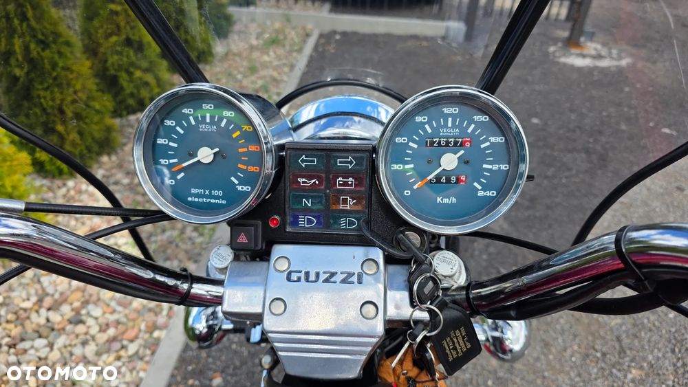 Moto Guzzi California - 24