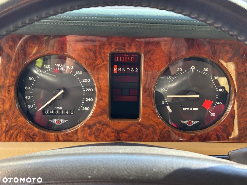 Bentley Brooklands - 16