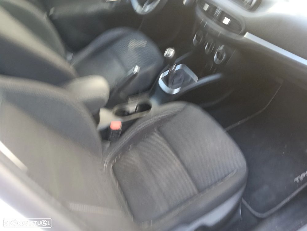 Fiat Tipo Station Wagon 1.3 M-Jet Lounge Tech J17 - 20