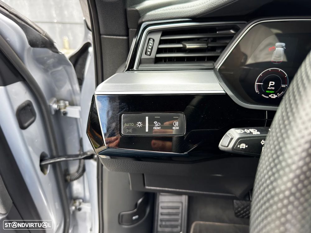 Audi e-tron Sportback 55 quattro S line - 16