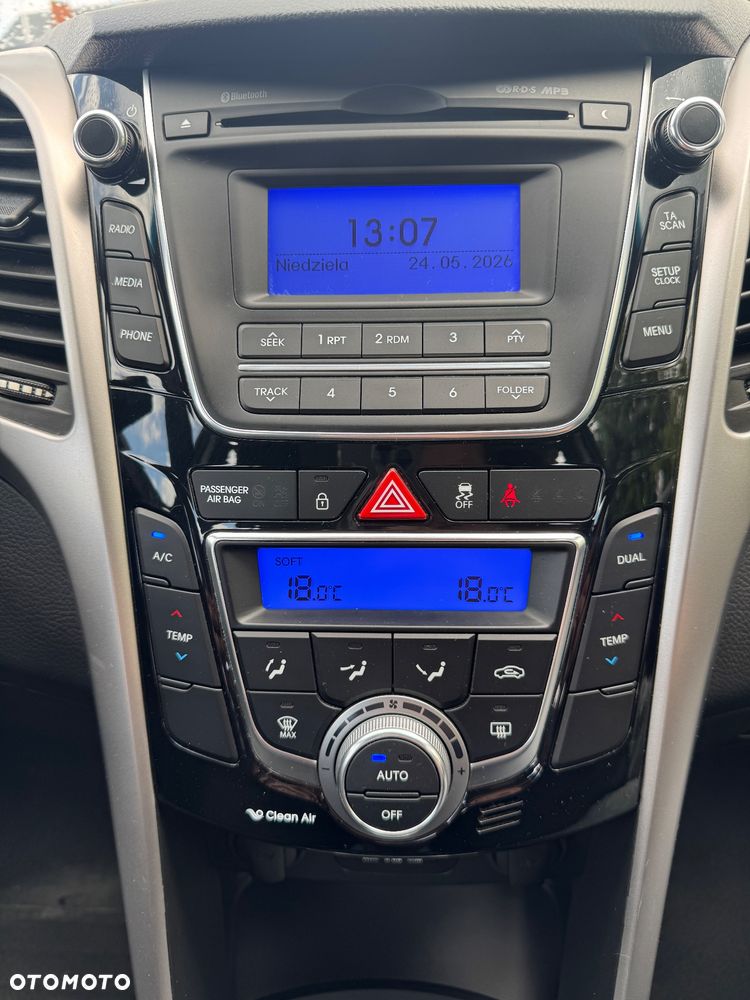 Hyundai i30 1.6 CRDI DCT Premium - 10