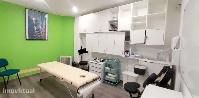 Magnífica Loja com Armazém  em Vila Magna,  Albufeira,  19m2 ,Rés de C
