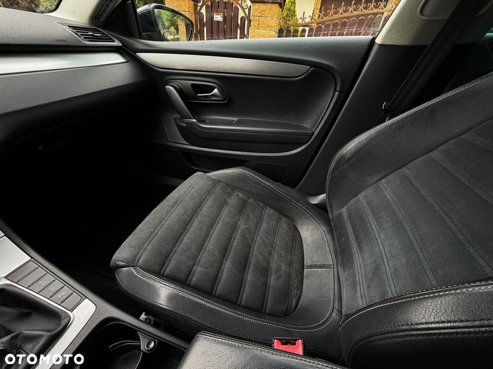 Volkswagen Passat CC 2.0 TDI BlueMotion Technology Exclusive - 19