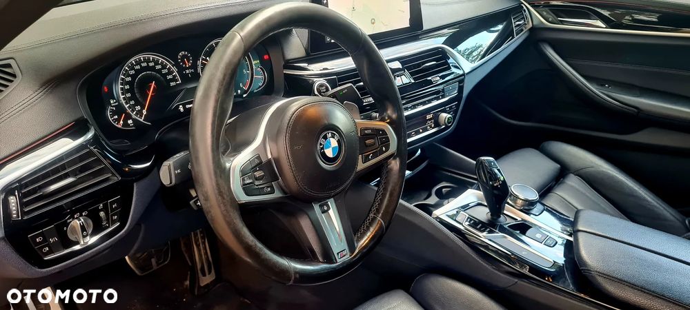BMW Seria 5 520d xDrive M Sport sport - 23
