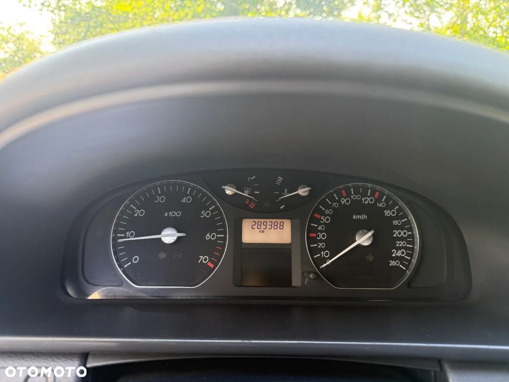Renault Laguna 1.8 16V Privilege - 8