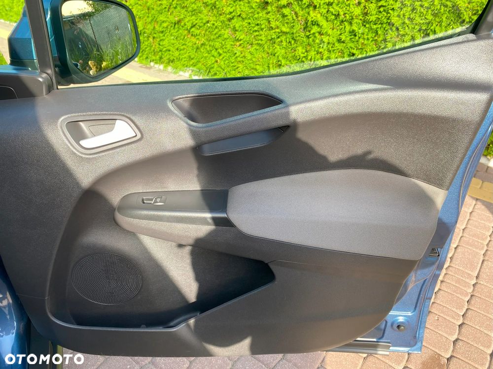 Ford Tourneo Courier 1.5 TDCi Titanium - 25