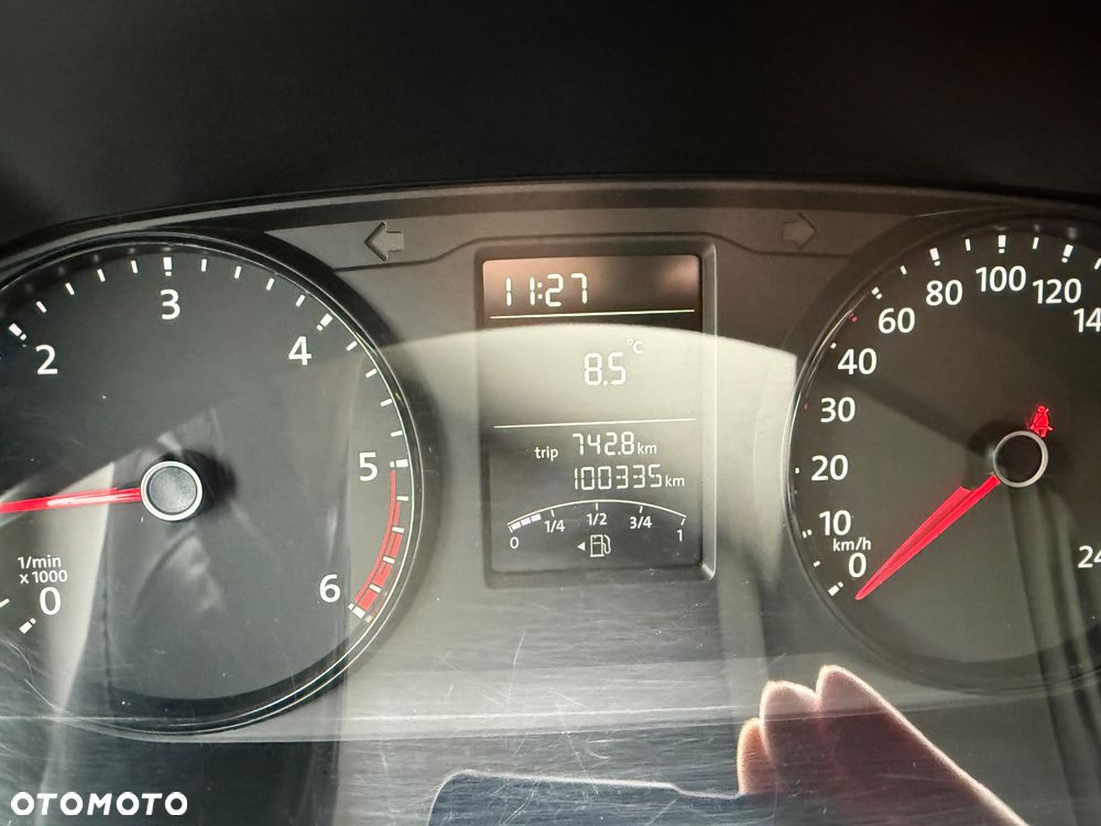 Volkswagen Transporter T6 - 6