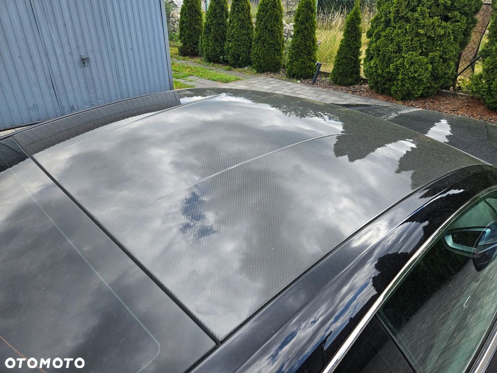 Aston Martin V12 Vanquish ver-45-amg-4matic-7g--dct - 11