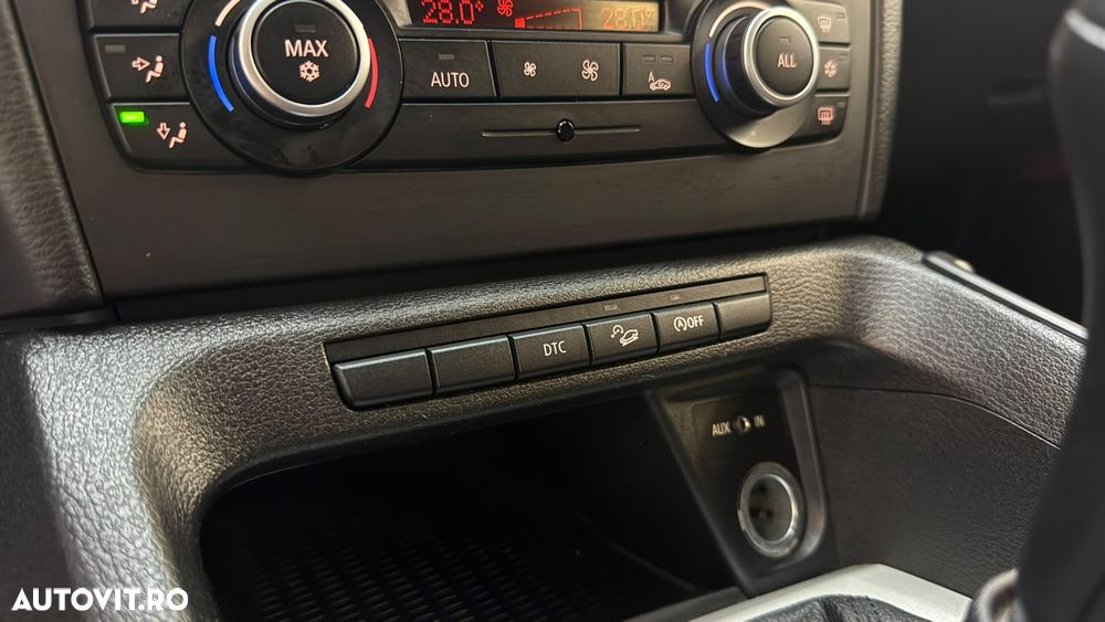 BMW X1 xDrive20d - 16
