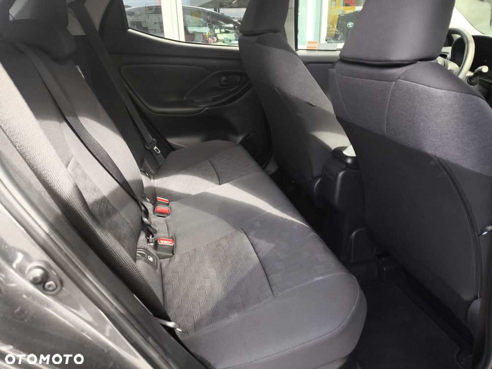 Toyota Yaris Hybrid 1.5 Style - 22