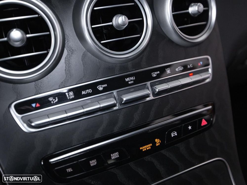 Mercedes-Benz GLC 300 de Coupé 4Matic - 21