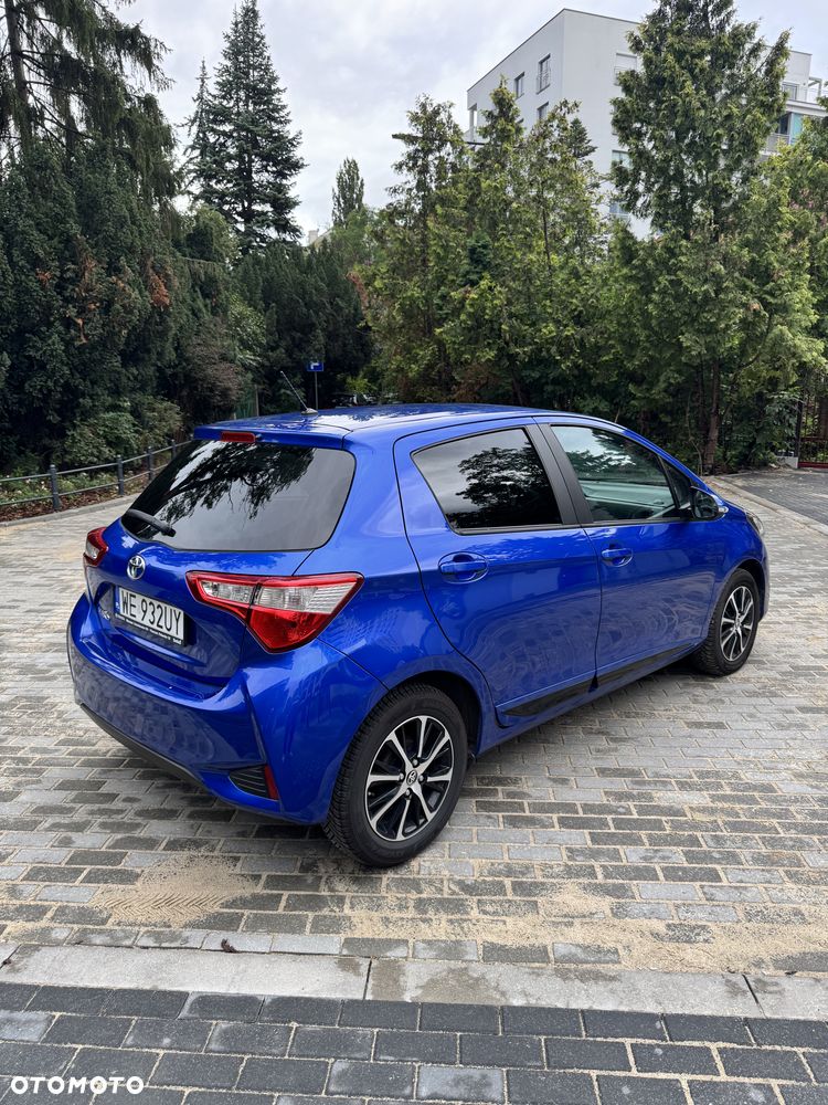 Toyota Yaris 1.5 Premium CVT - 2