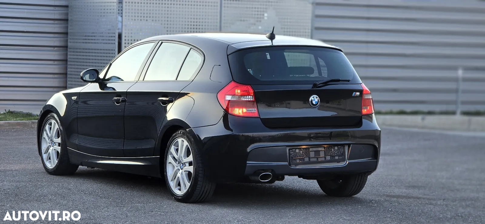 BMW Seria 1 118d Sport Line - 3